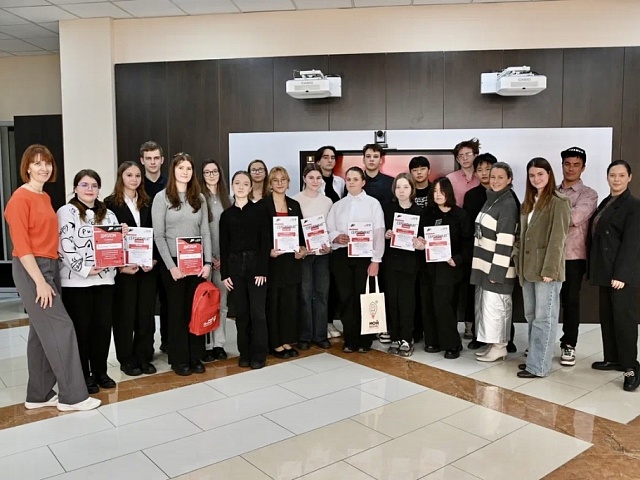 Школьники Камчатки завершили курс по основам предпринимательства